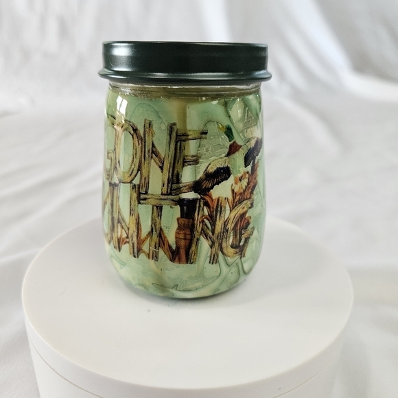 NWT Epoxy Resin 4oz Upcycled Gone Hunting Themed Jar - Picture 1 of 5